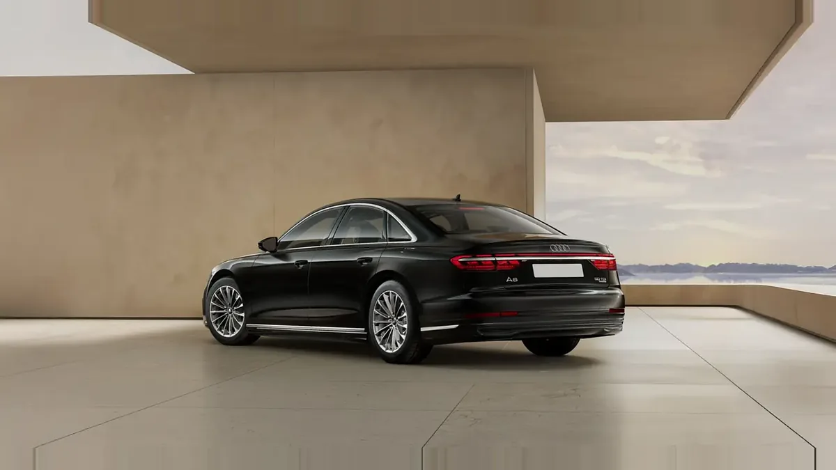 Audi A8 50 TDI 210kW (286CV) Quattro Tiptronic en renting en Elche — Trasera