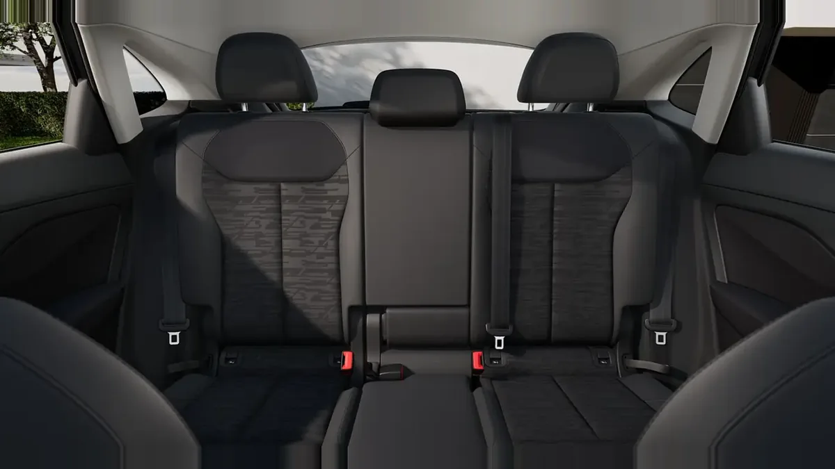 Audi Q3 Sportback Advanced TDI 110kW S Tronic en renting en Elche — vista 6