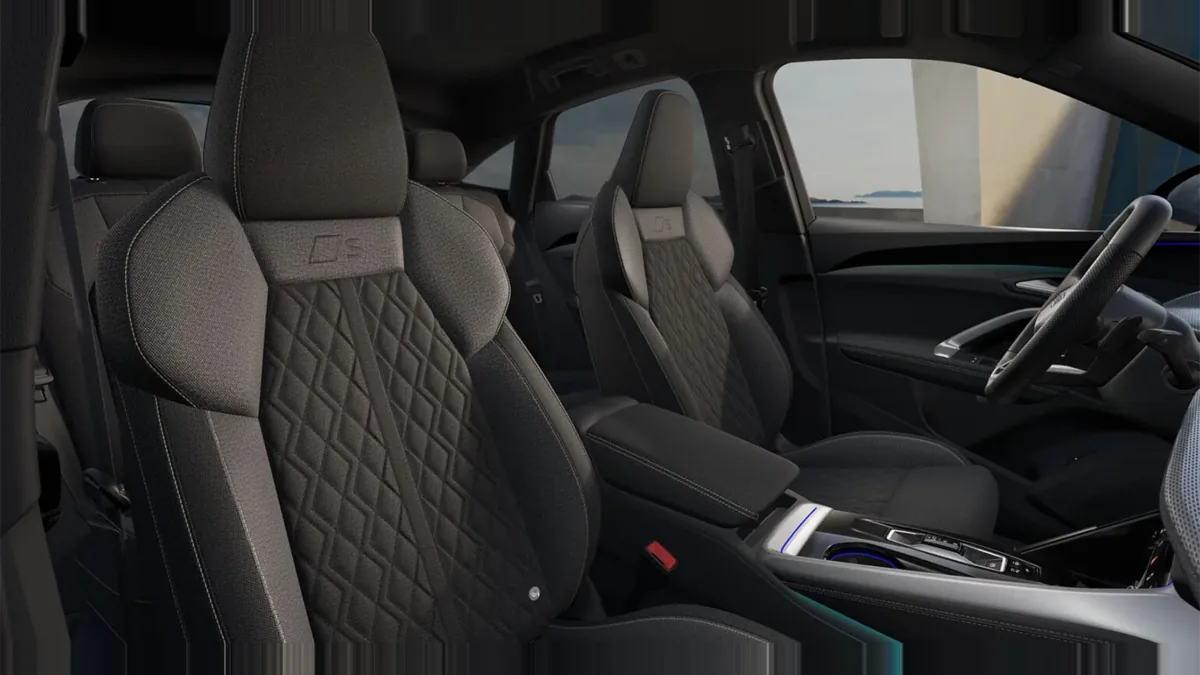 Audi Q5 Sportback S line TDI quattro 150kW (204CV) S tronic en renting en Elche — Interior