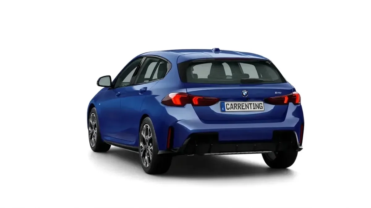 BMW Serie 1 120 CA en renting en Elche — Trasera