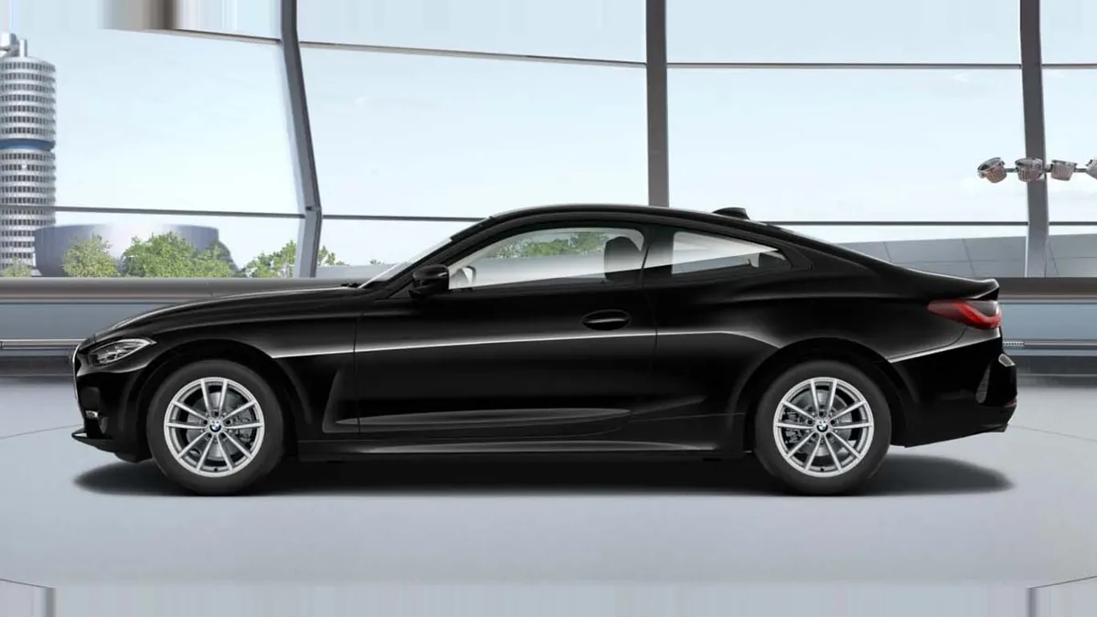 BMW Serie 4 430i xDrive Coupé en renting en Elche — Delantera