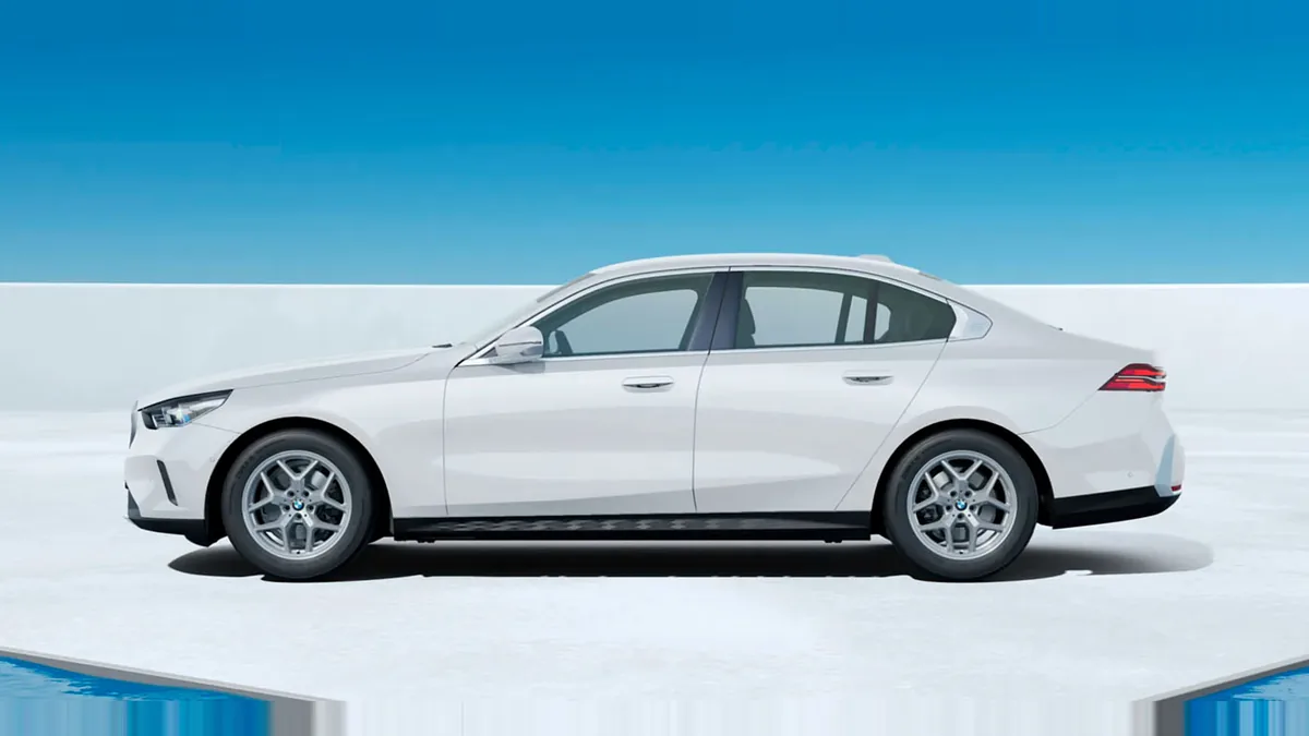 BMW Serie 5 520d en renting en Elche — vista 6
