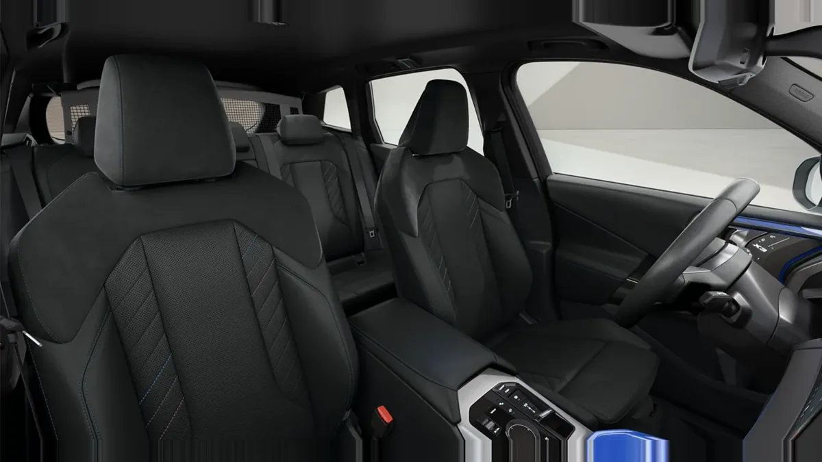 BMW X3 30e xDrive en renting en Elche — Interior