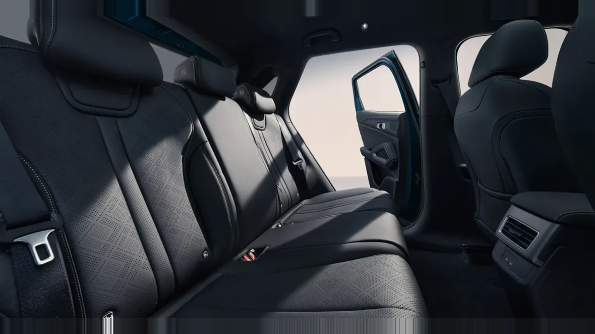 BYD ATTO 2 DM-i Active en renting en Elche — vista 10