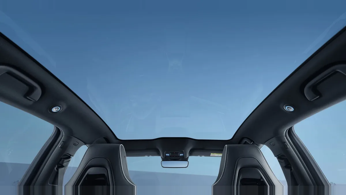 BYD Seal Design RWD en renting en Elche — Interior