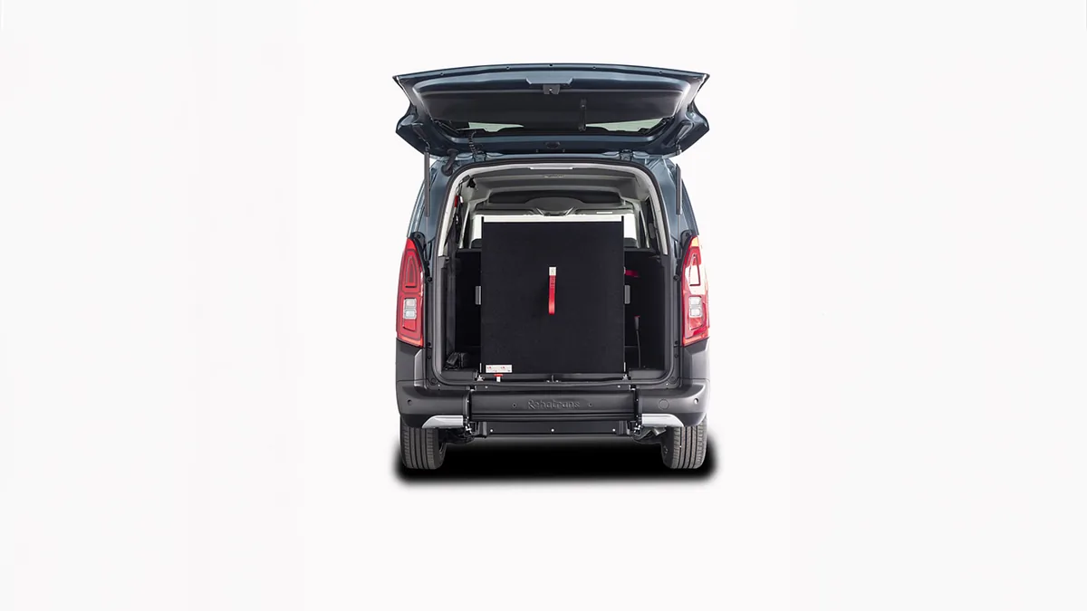 Citroën Berlingo Talla XL BlueHDi 100 YOU L2 N1 Adaptado en renting en Elche — vista 6
