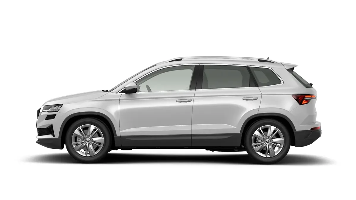 Škoda Karoq Selection 2.0 TDI 150cv 4x4 DSG en renting en Elche — Lateral