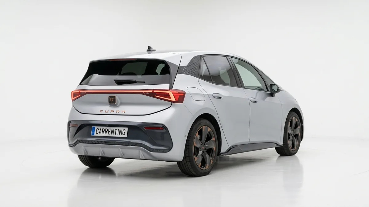 CUPRA Born e-Boost Pack Advanced Plus en renting en Elche — Lateral