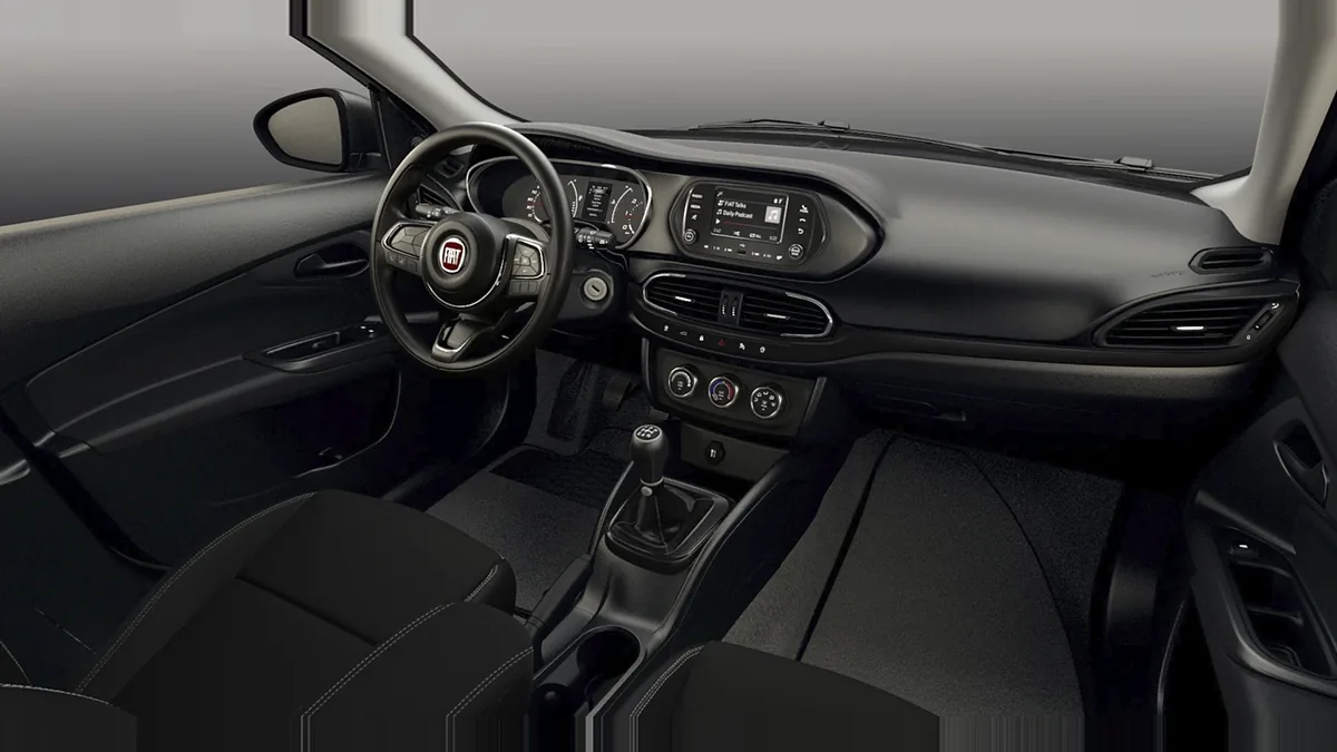 Fiat Tipo Sedán 1.6 Diésel 96kW (130CV) en renting en Elche — Delantera