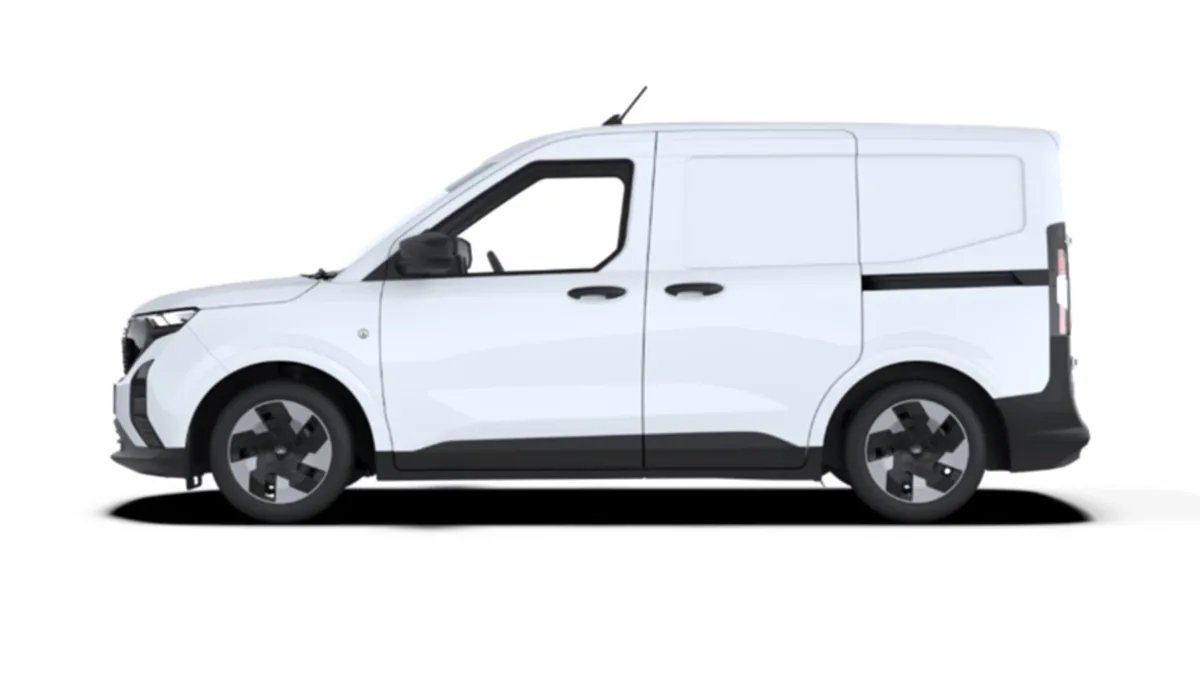 Ford Transit Courier Van Trend BEV 136cv Automática II en renting en Elche — Lateral