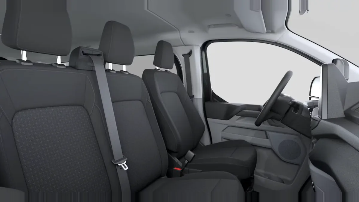 Ford TRANSIT CUSTOM  Kombi BEV 83kWh 100kW 340 L1 Trend en renting en Elche — vista 6