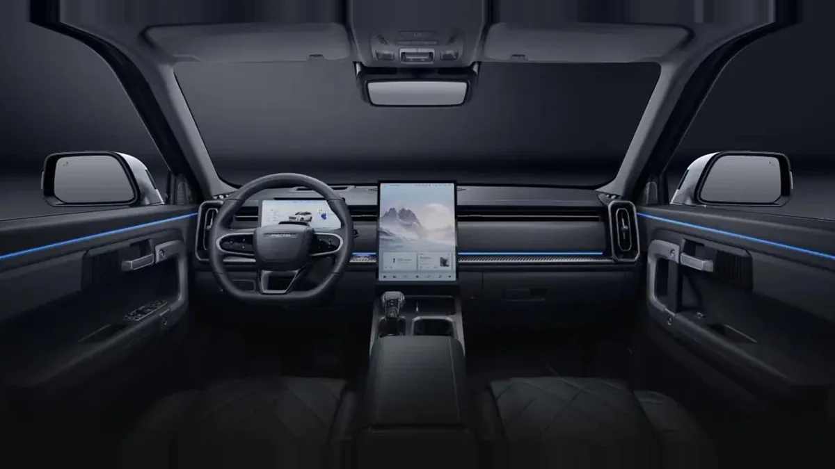 Jaecoo 7 PHEV Business 1.5 TGDI 205kW (279CV) FWD MA en renting en Elche — Trasera