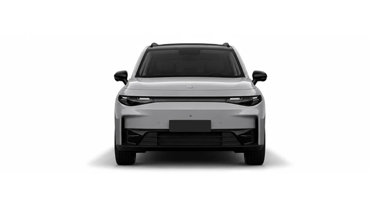 Leapmotor C10 BEV 69.9kWh Life Pro AT en renting en Elche — Delantera