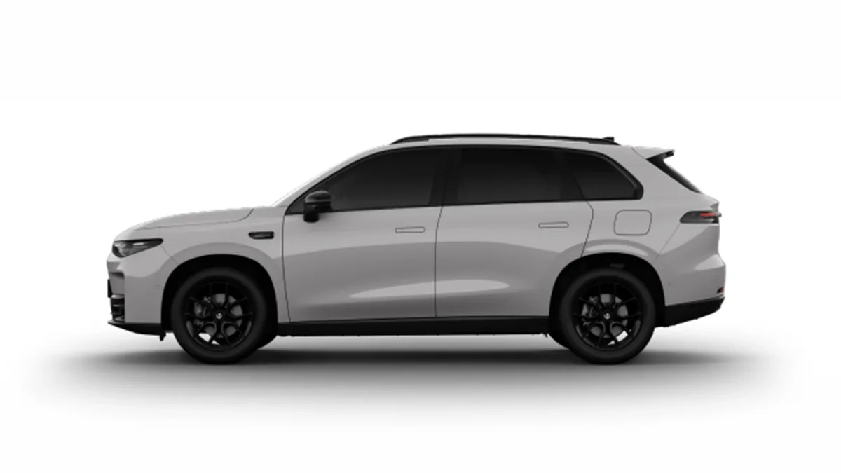 Leapmotor C10 REEV 28.4 kWh Style AT en renting en Elche — Trasera
