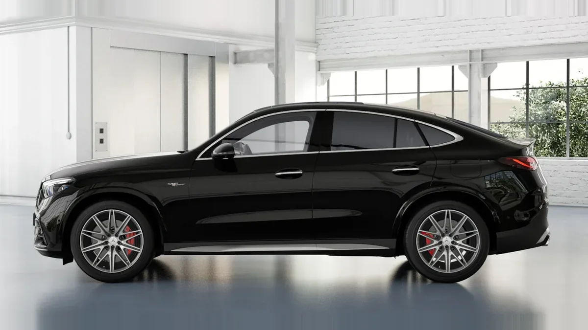 Mercedes-AMG GLC Coupé 63 S E Performance en renting en Elche — Lateral