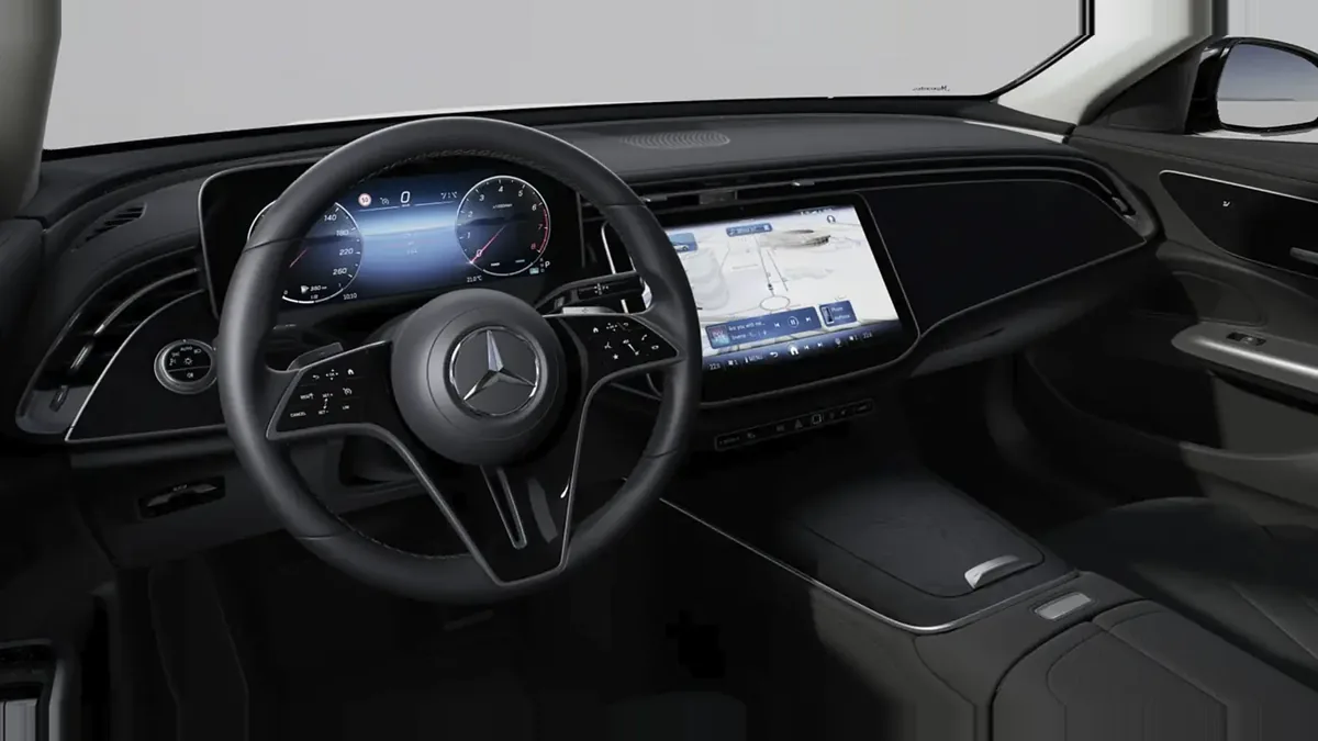Mercedes-Benz Clase E 200 en renting en Elche — Delantera