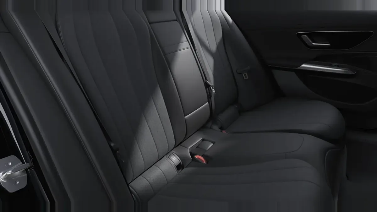 Mercedes-Benz Clase E 200 en renting en Elche — vista 6