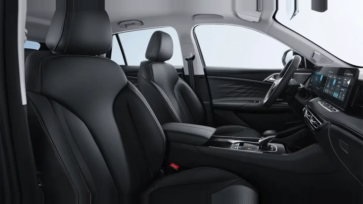 MG HS 1.5 Hybrid Comfort WHT en renting en Elche — Interior