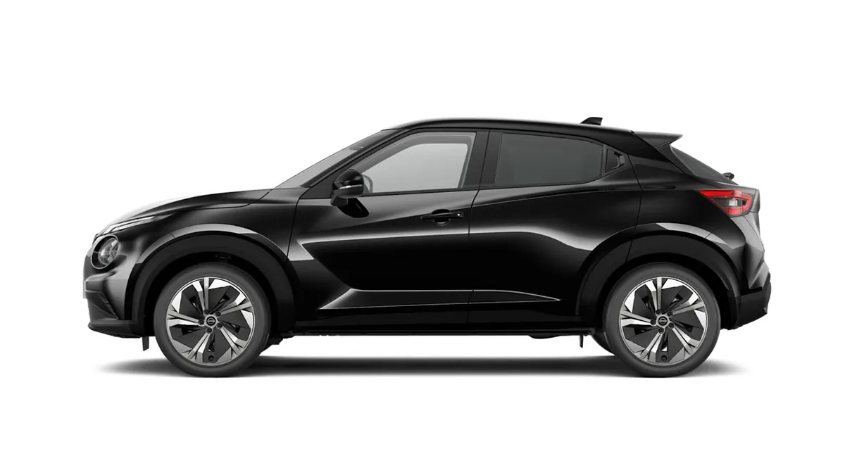 Nissan JUKE HYBRID N-CONNECTA 145CV AUT. en renting en Elche — Trasera