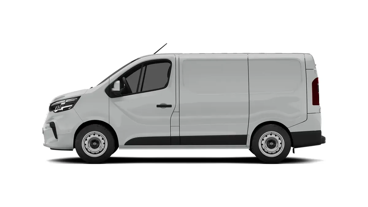 Nissan Primastar 2.0DCI 110CV L1H1 Acenta en renting en Elche — Lateral