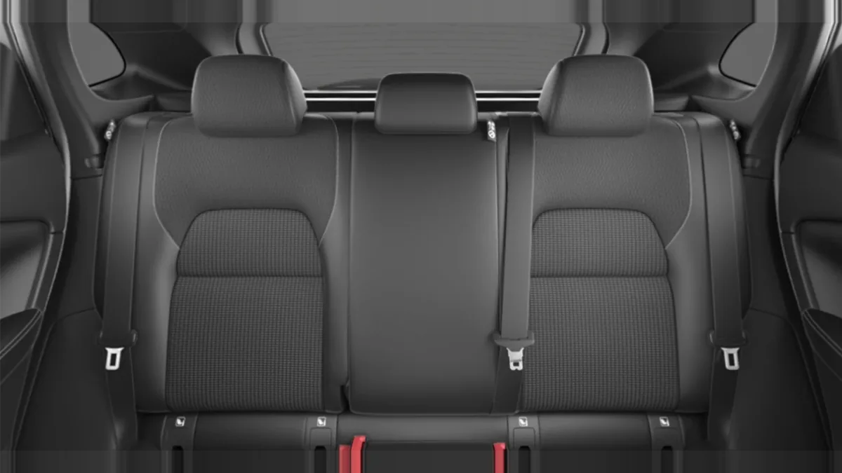 Nissan Qashqai DIG-T 158CV Mhev 4x4 Nconnecta AT en renting en Elche — Interior