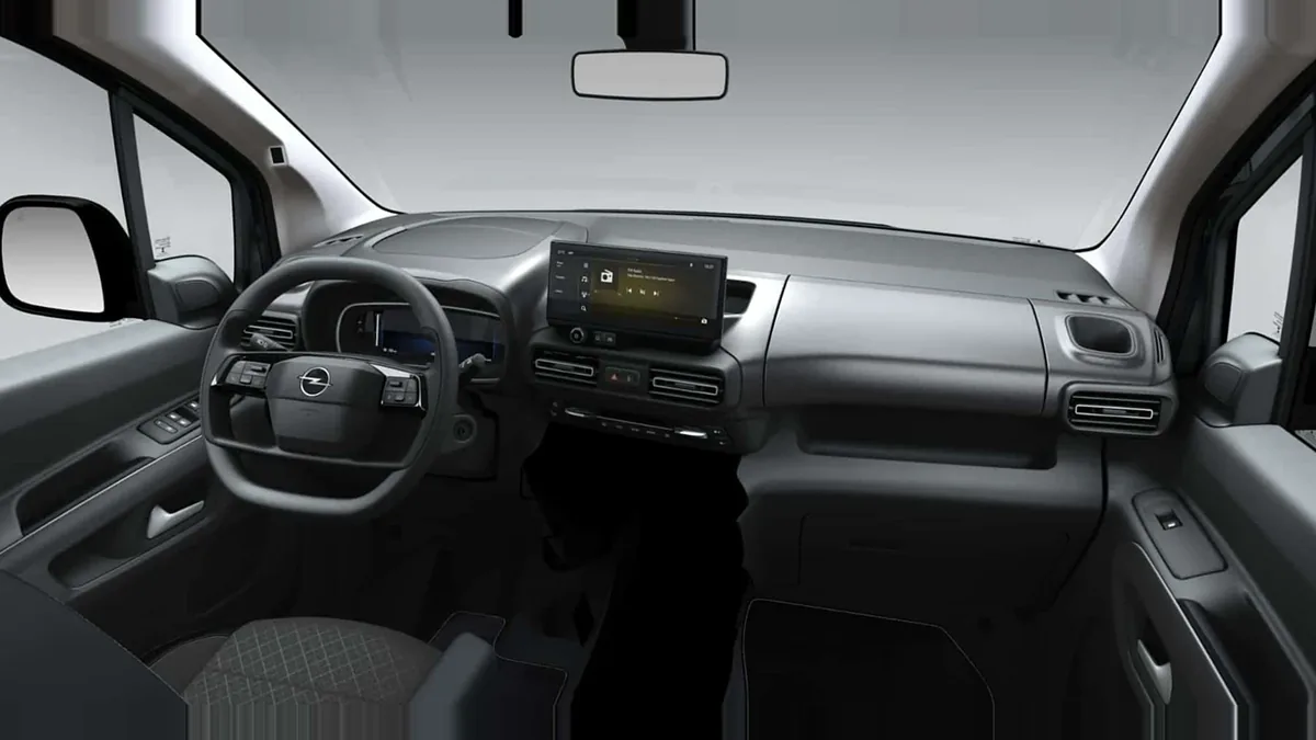 Opel COMBO ULTIMATE 1.5 TD 130CV S/S AT8 (AUTOMÁTICO) en renting en Elche — Delantera