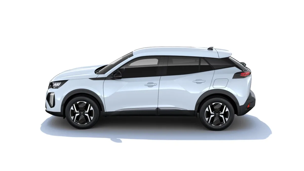 Peugeot 2008  ALLURE HYBRID 110 EDCS6 (AUTOMÁTICO) en renting en Elche — Lateral
