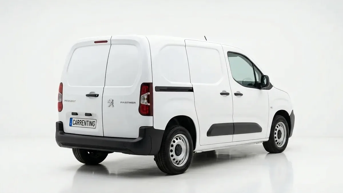Peugeot Partner Furgón M Diésel 100CV Man en renting en Elche — Trasera