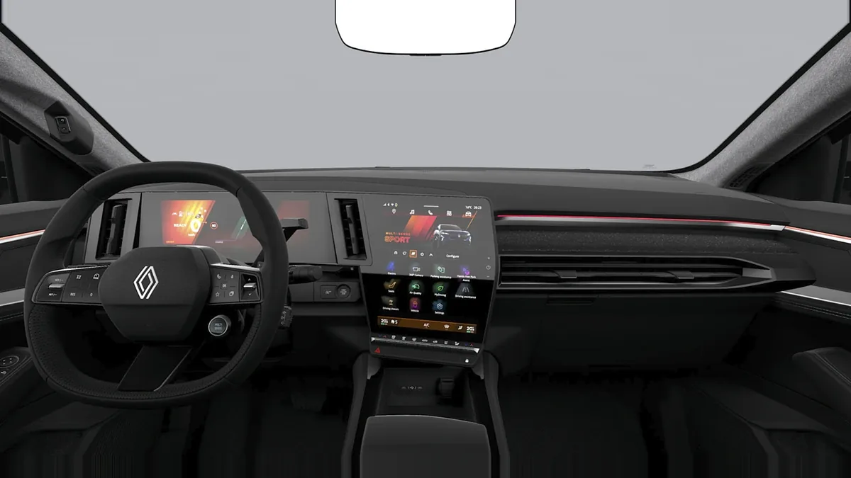 Renault RAFALE TECHNO E-TECH FULL HYBRID 200CV en renting en Elche — Delantera
