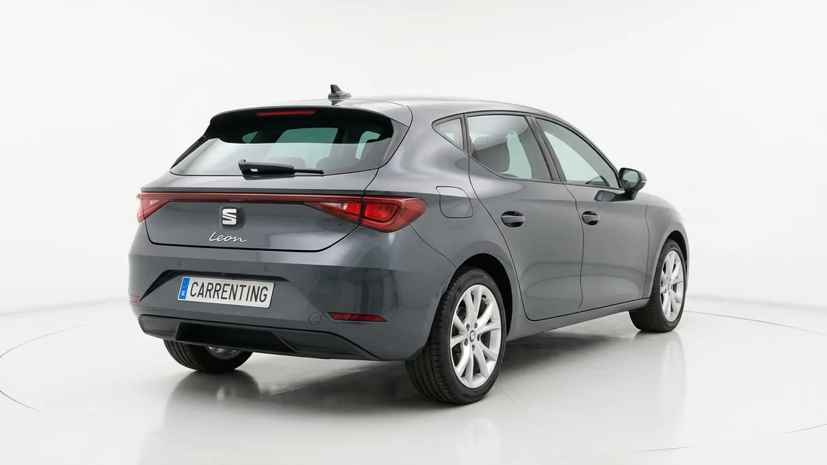 SEAT León 1.5 eTSI (115CV) DSG Style XL en renting en Elche — Interior