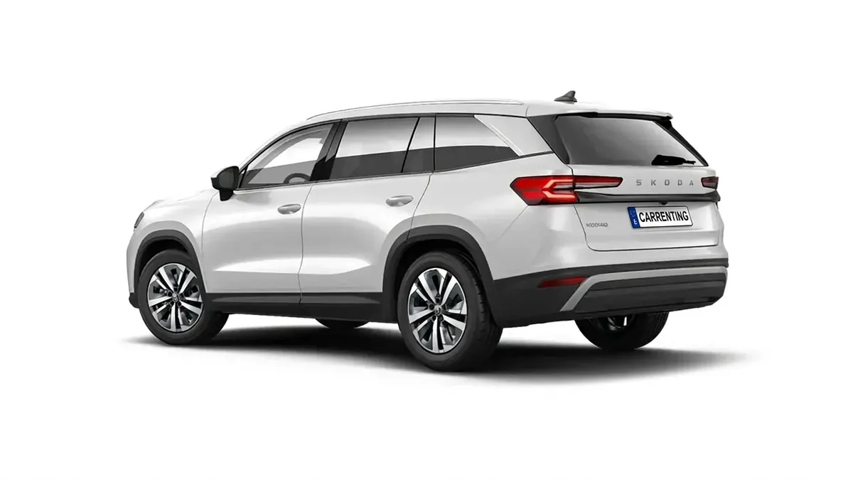 Škoda Kodiaq 1.5 TSI DSG PHEV Selection en renting en Elche — Interior