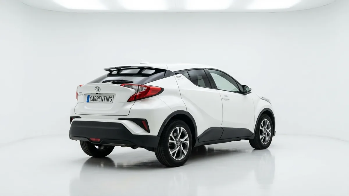Toyota C-HR Advance Plug-in Hybrid 220 en renting en Elche — Delantera