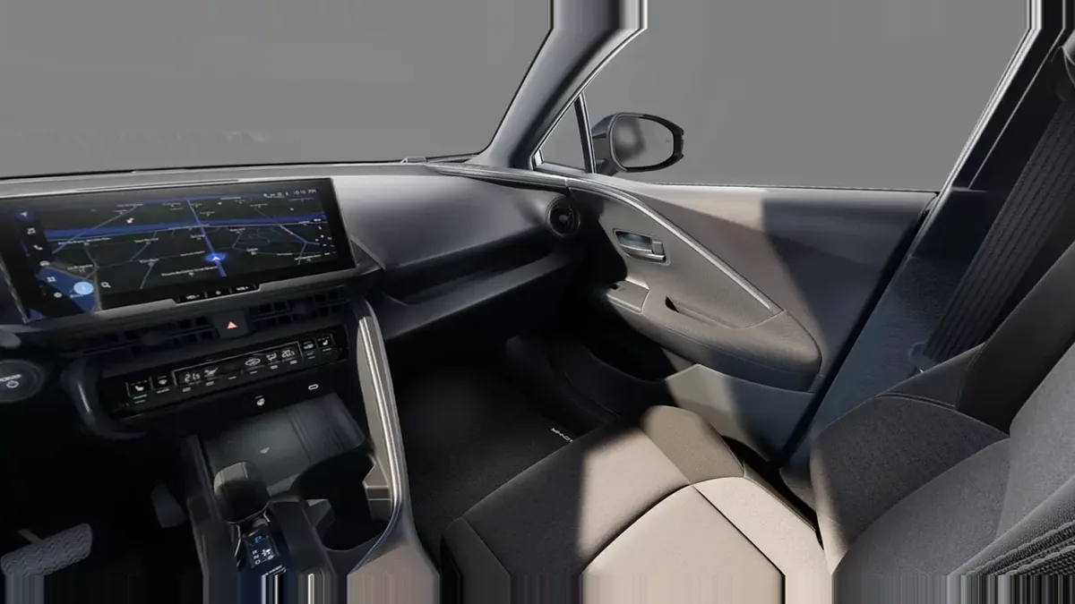Toyota C-HR Advance Plug-in Hybrid 220 en renting en Elche — vista 6