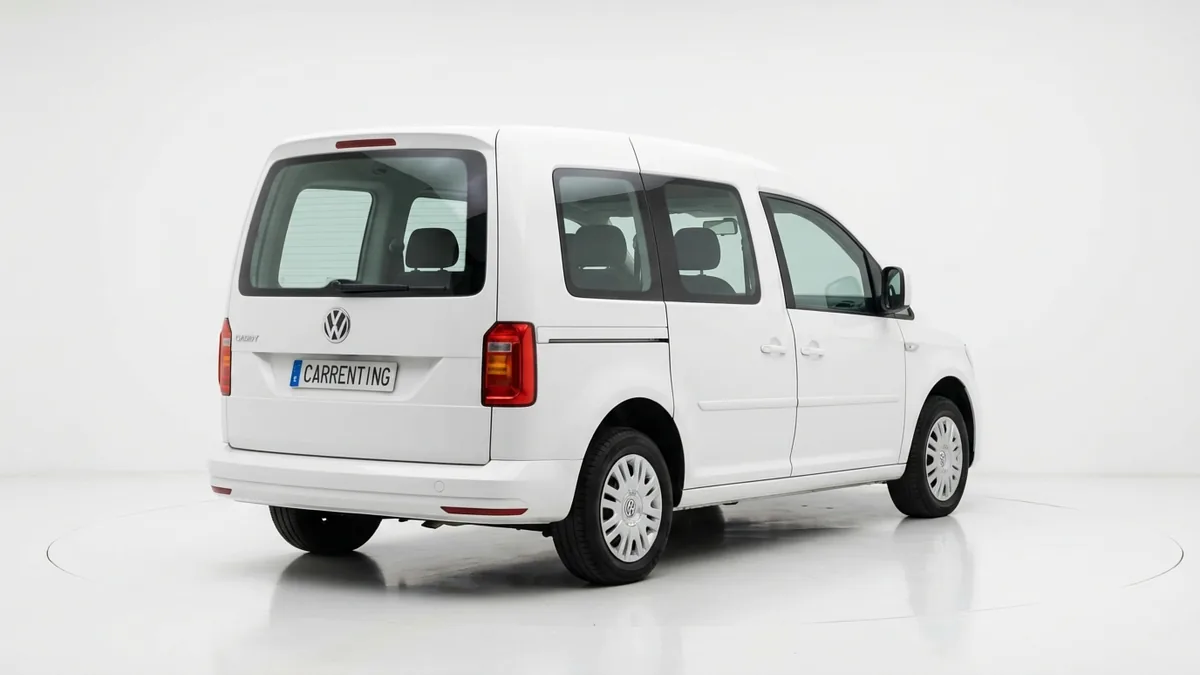 Volkswagen Caddy Cargo PHEV 1.5 TSI eHybrid en renting en Elche — Trasera