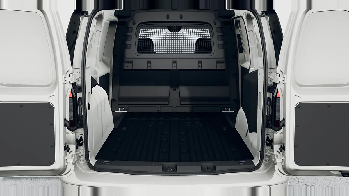 Volkswagen Caddy Cargo PHEV 1.5 TSI eHybrid en renting en Elche — Interior