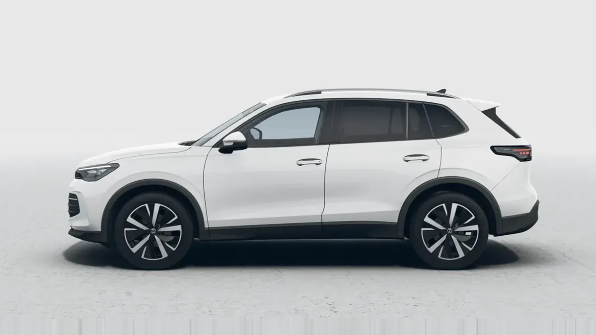 Volkswagen Tiguan "Más" 1.5 eTSI 110kW 150CV DSG 7vel. en renting en Elche — Lateral